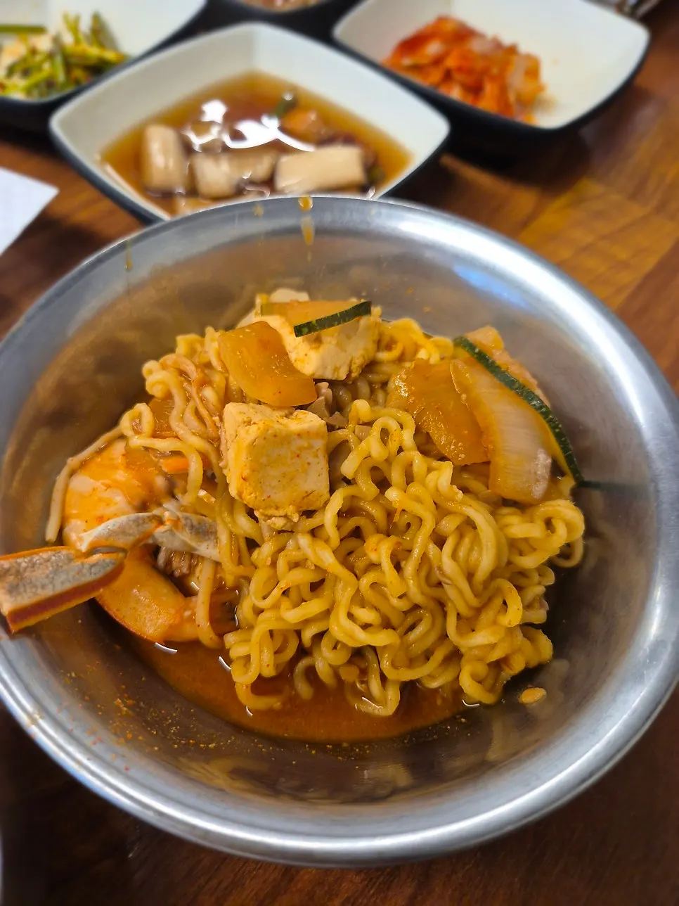 새우가 들어간 된장찌개 한 숟가락