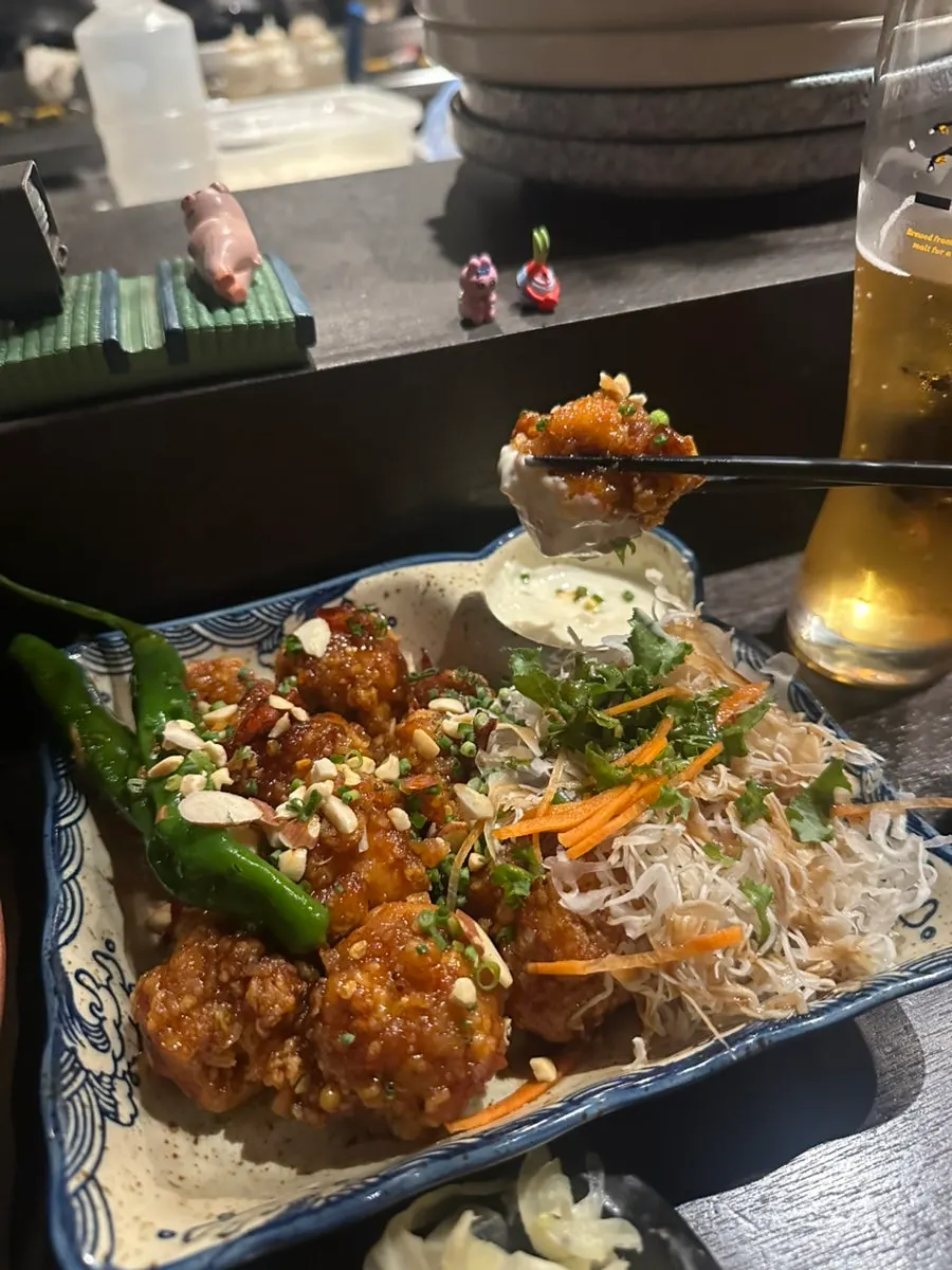 찐득한 내장 소스의 전복내장파스타 클로즈업