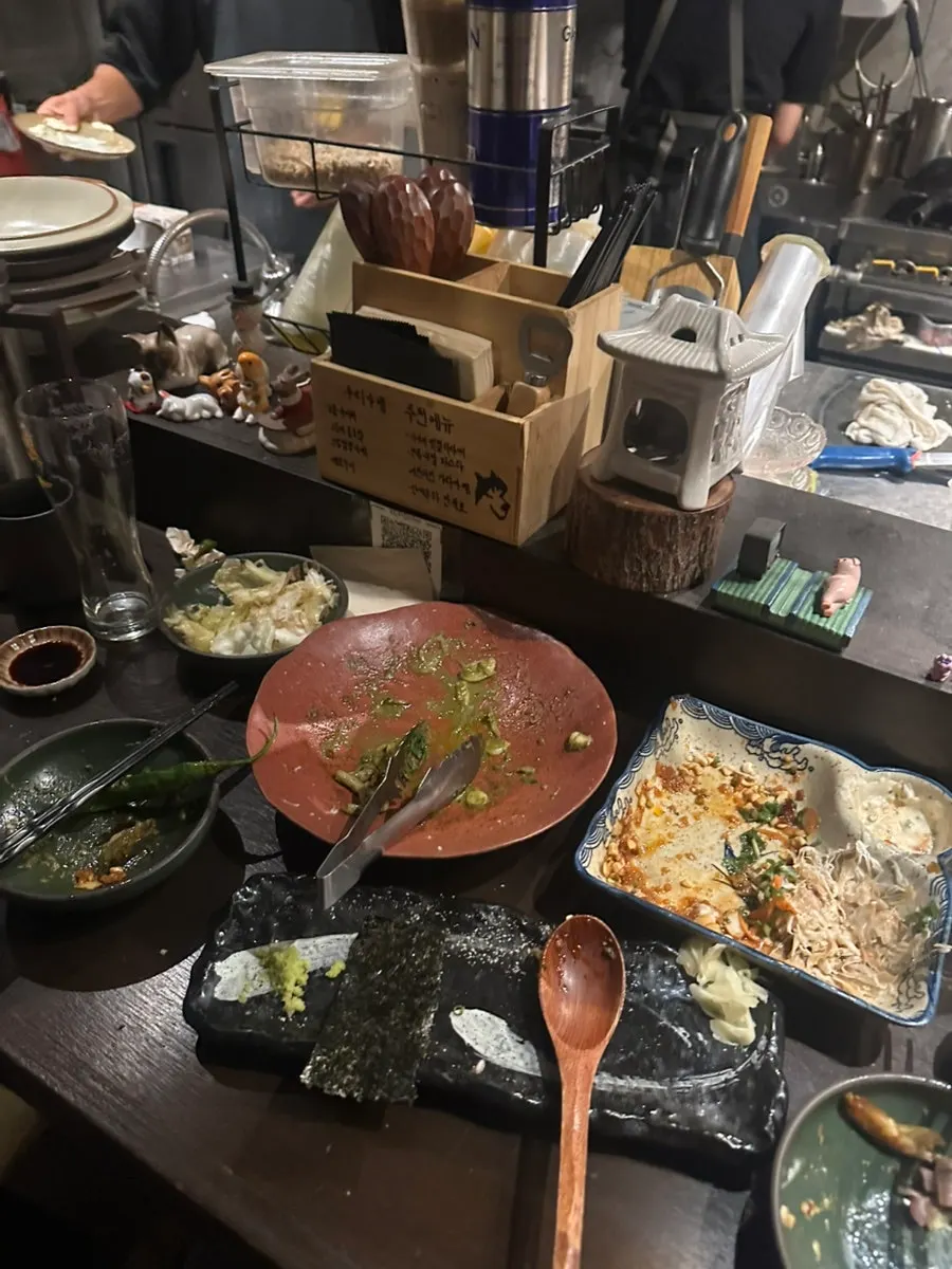 싹 비운 접시들