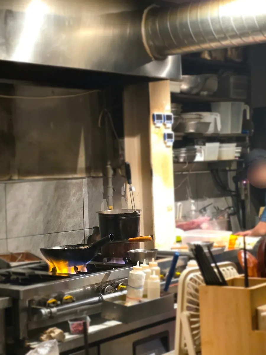 Flames during the cooking of the jjamppong-like dish