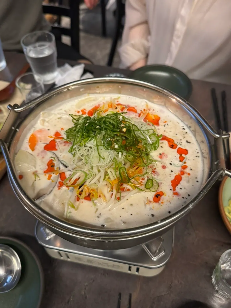 부드러운 참치 타다끼 한 점