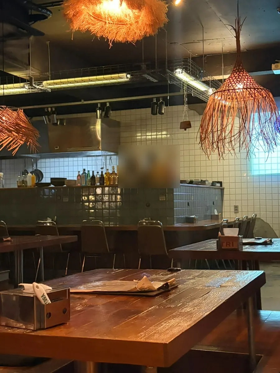 Interior seating area at Oyat-ri Seokdong Branch