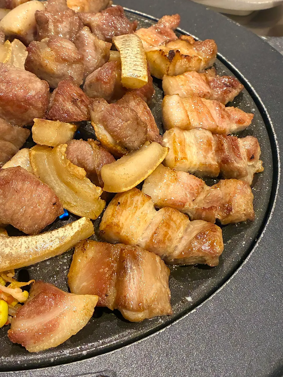 Chewy pork skin and pork neck