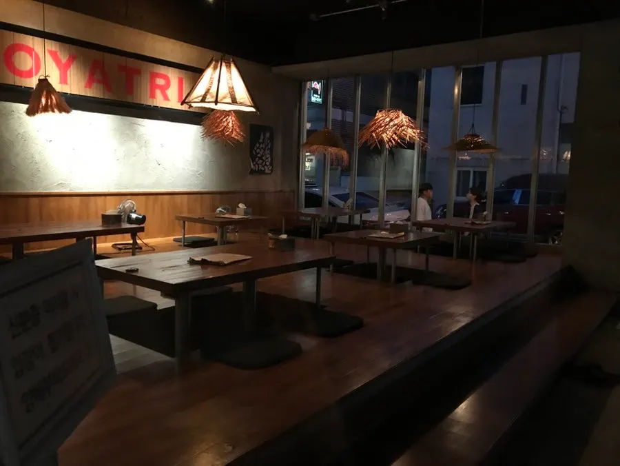 Clean, inviting interior of Oyat-ri Seokdong Branch