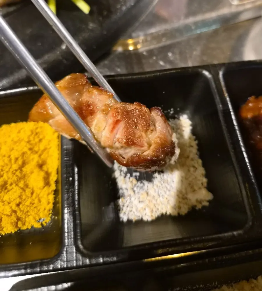 เย็นมยอนที่ม้วนไว้พร้อมกิน