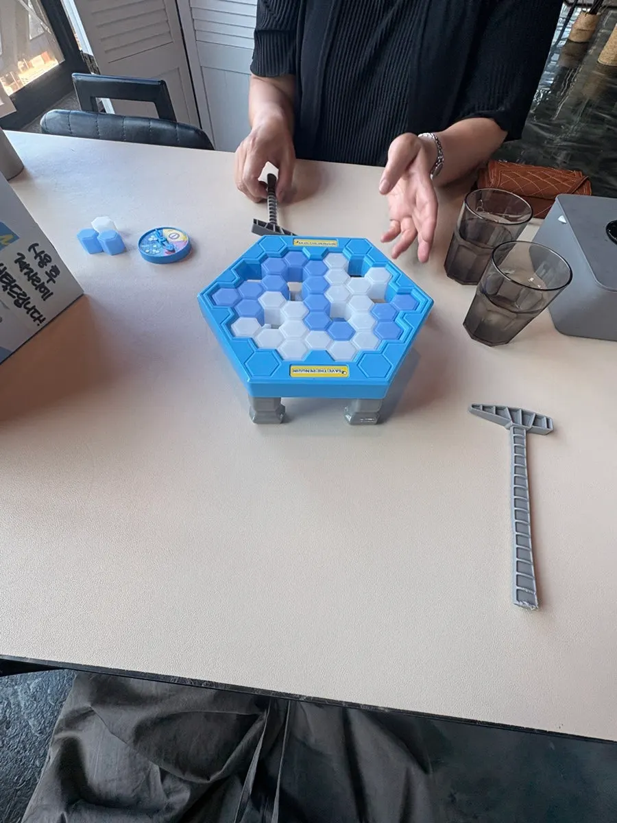 Ice-breaking game played with my mom