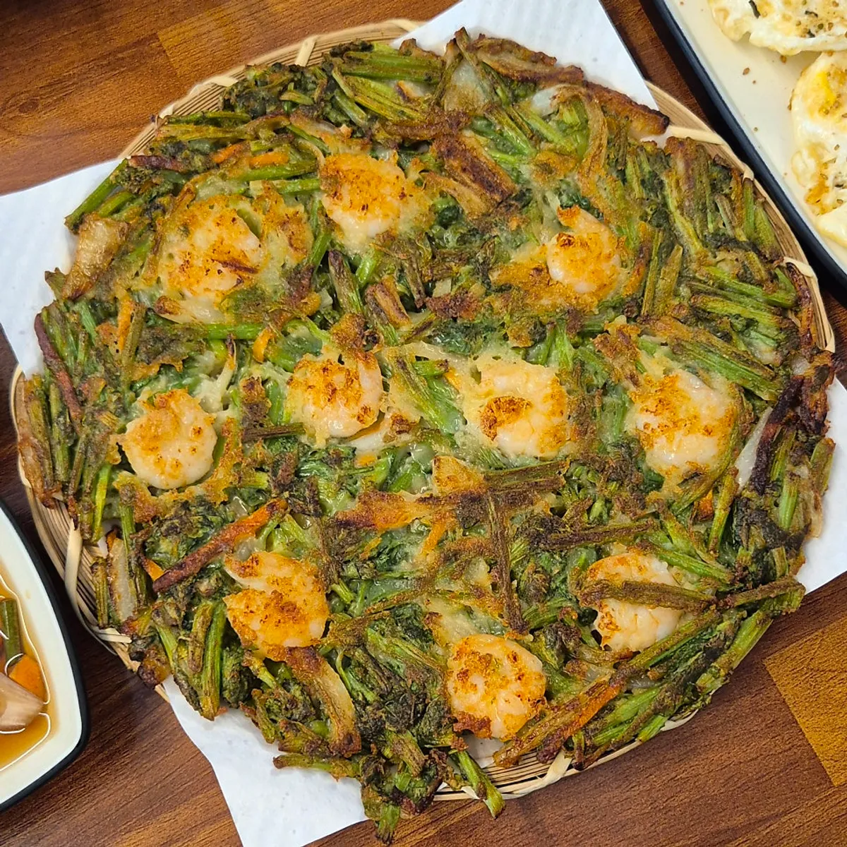 加了豆腐面的蘑菇大酱汤
