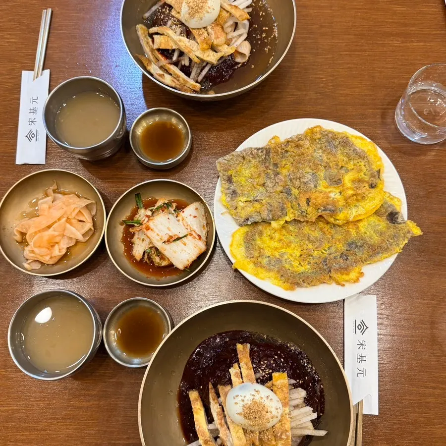 푸짐한 접시에 담긴 한우육전