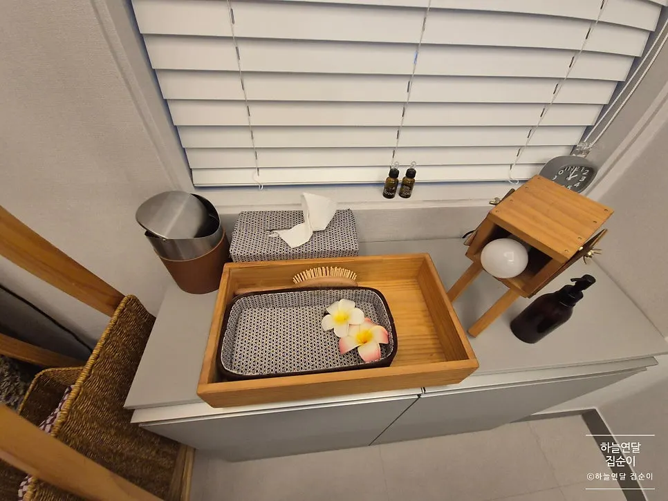 Quiet treatment space in the one-person shop