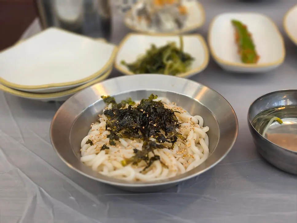 콩나물이 듬뿍 올라간 찜고을 가좌점 해물찜
