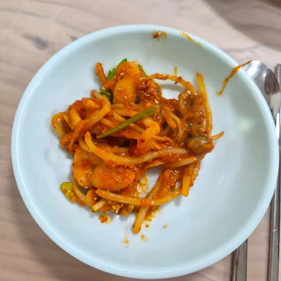 아구찜에 넣은 우동사리