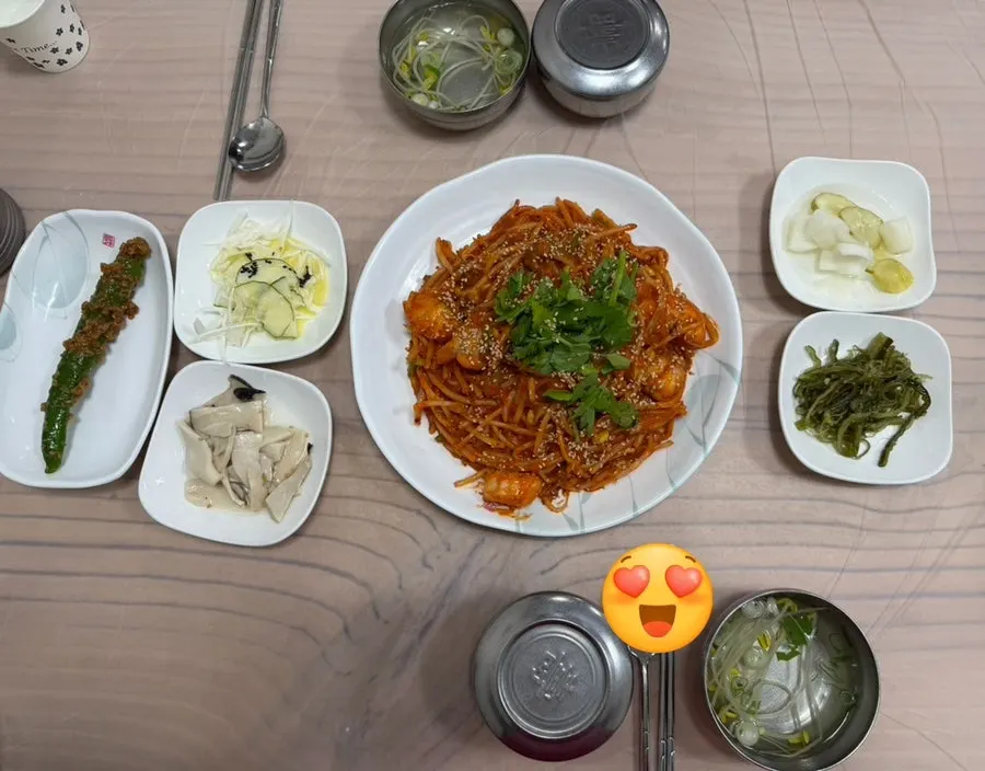 Plate of boneless agujjim piled with bean sprouts at Jjimgoeul