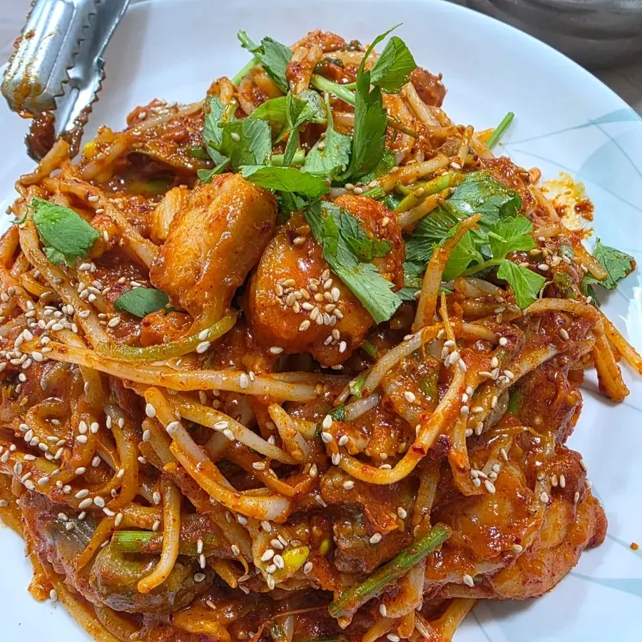 진주 찜고을 본점 순살아구찜 상차림
