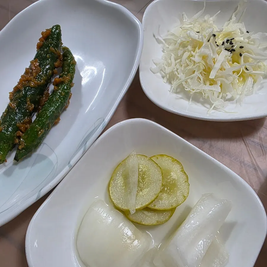따뜻한 콩나물국 한 그릇
