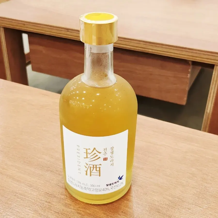 Bottle of Jinju jangsaeng doraji-ju