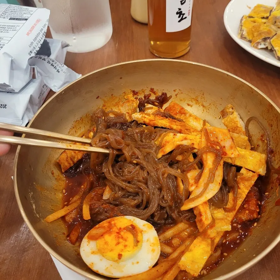 간장에 찍어 먹는 육전