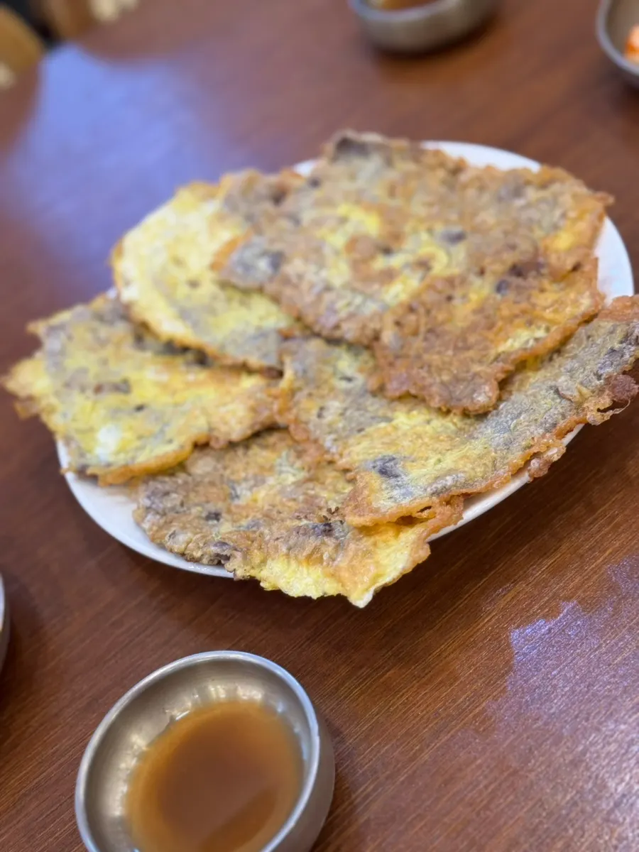 노릇하게 부친 육전 사진