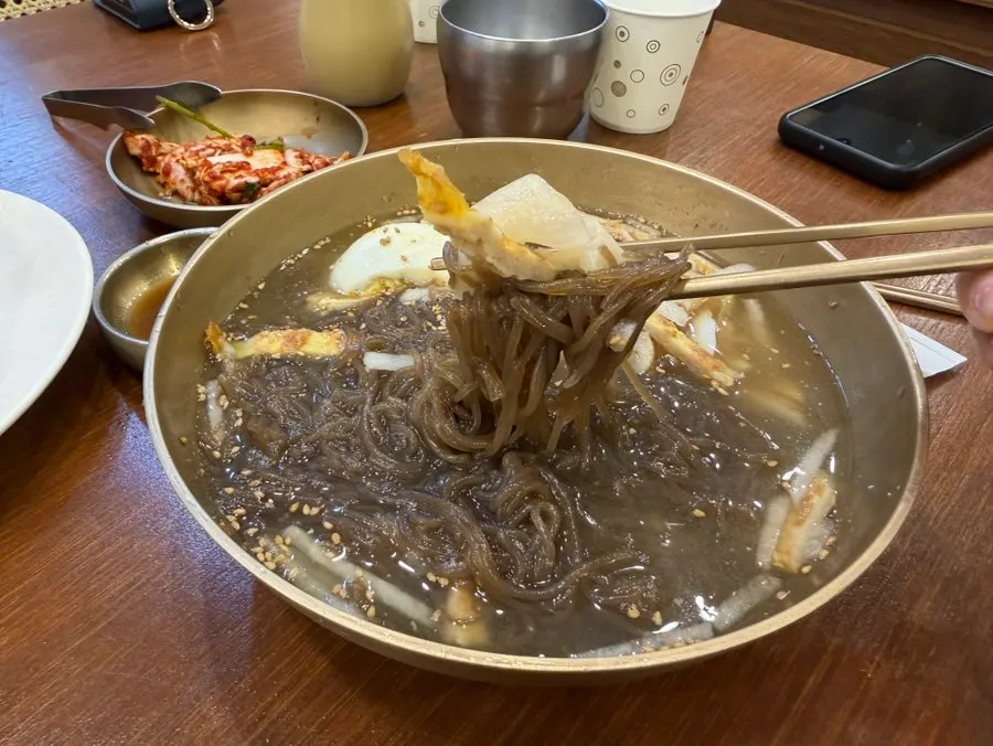 Seafood broth and buckwheat noodles of mul naengmyeon