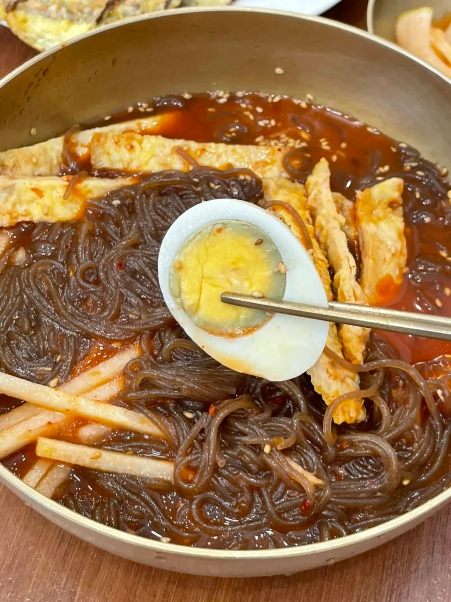 14,000원 섞음냉면 상차림