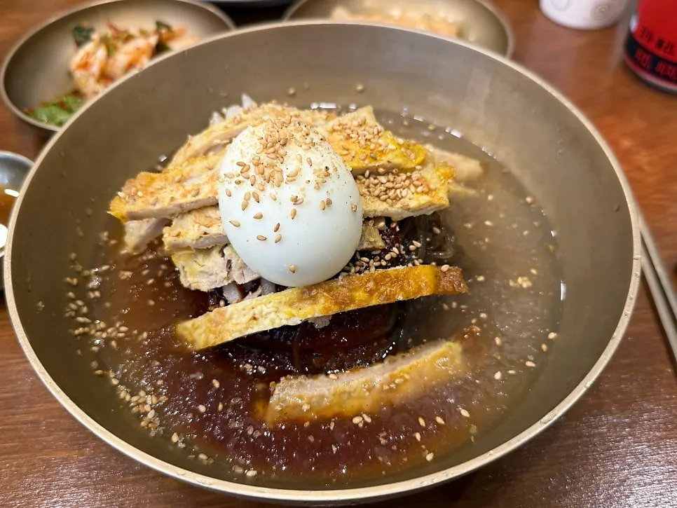 Song Giwon 1997 naengmyeon made with Jeju buckwheat noodles