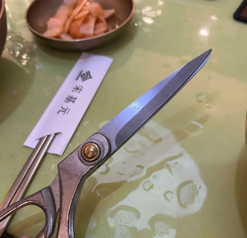 테이블 위 메뉴 안내