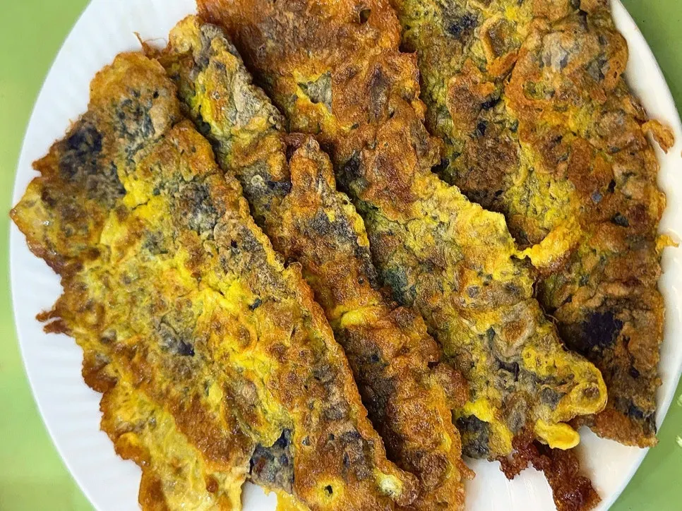 A plate of warm freshly served yukjeon