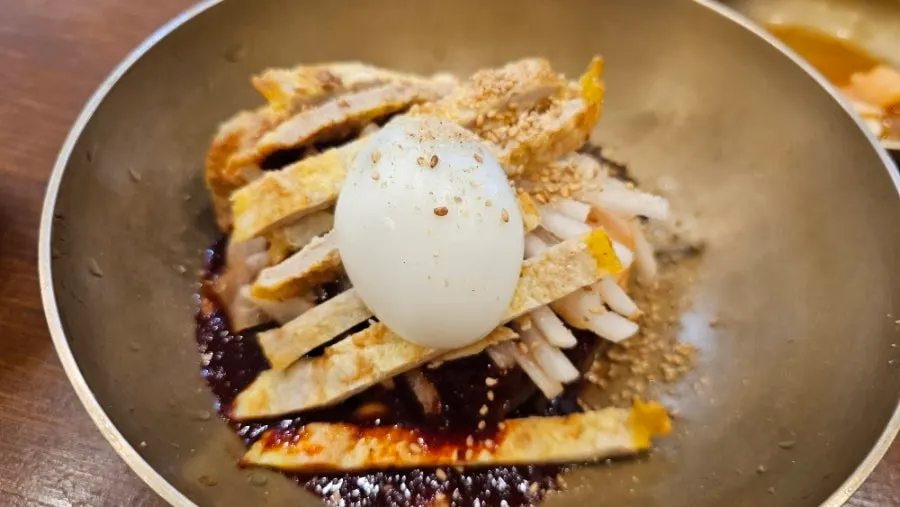 Imagen de presentación del naengmyeon picante Nongae1593