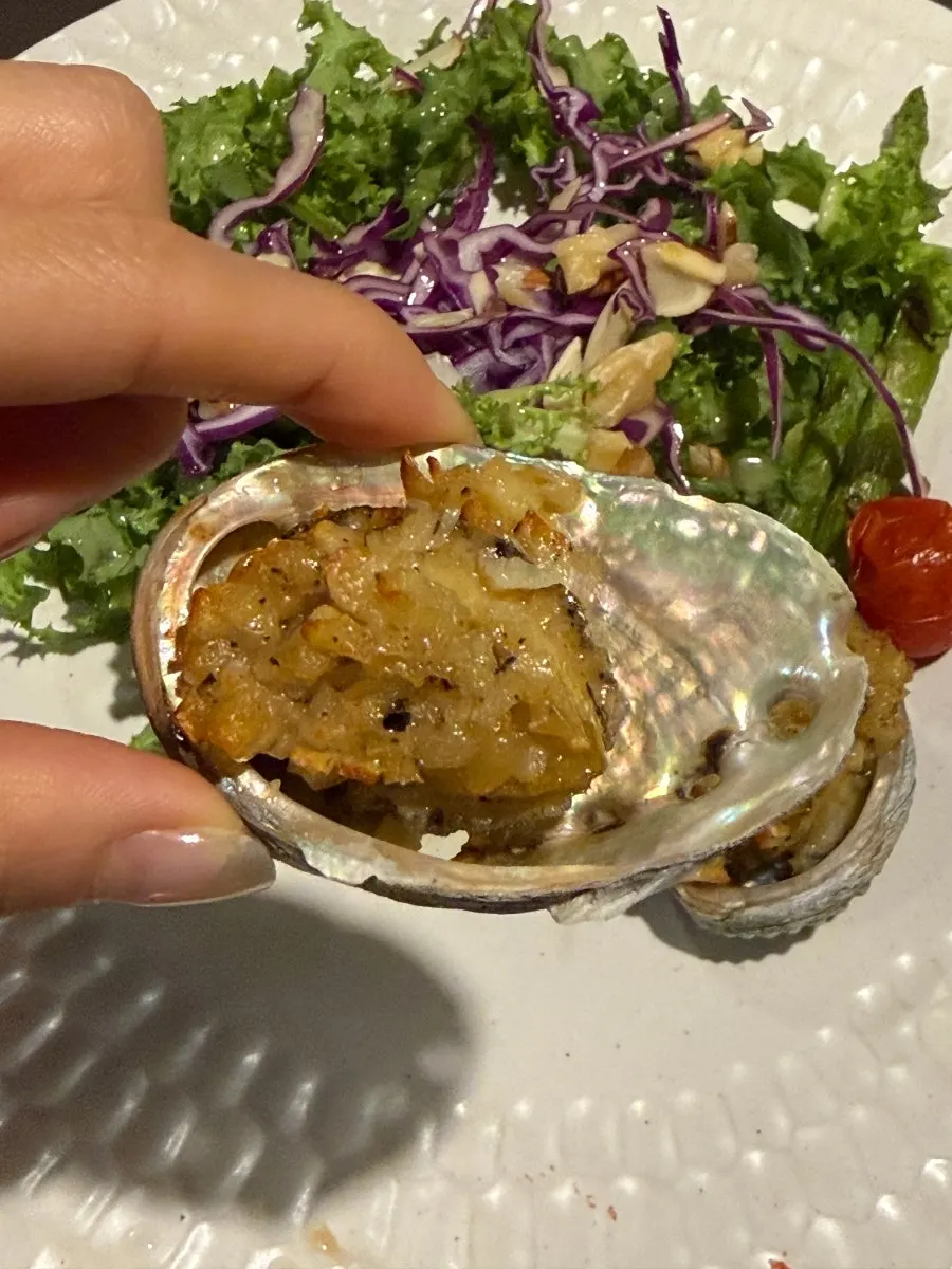 입맛을 살려주는 샐러드 한 접시