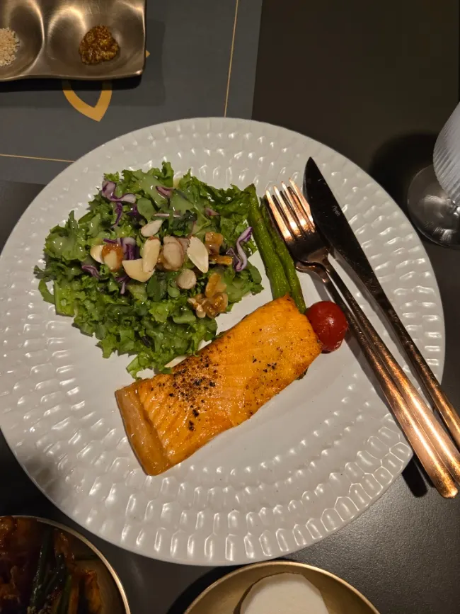 Table setting with three types of meat sauce