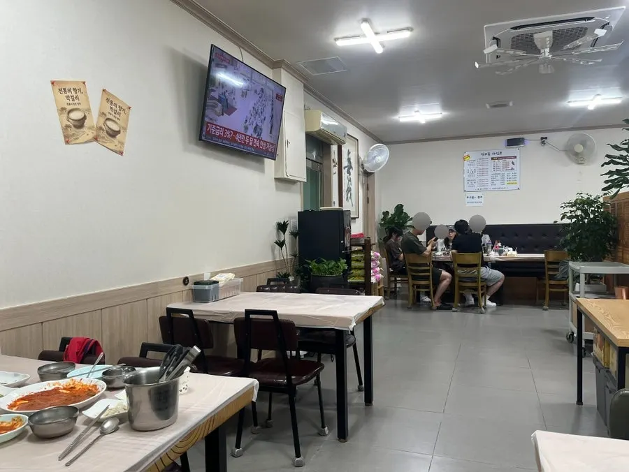 Seating inside Jjimgoeul Main Branch