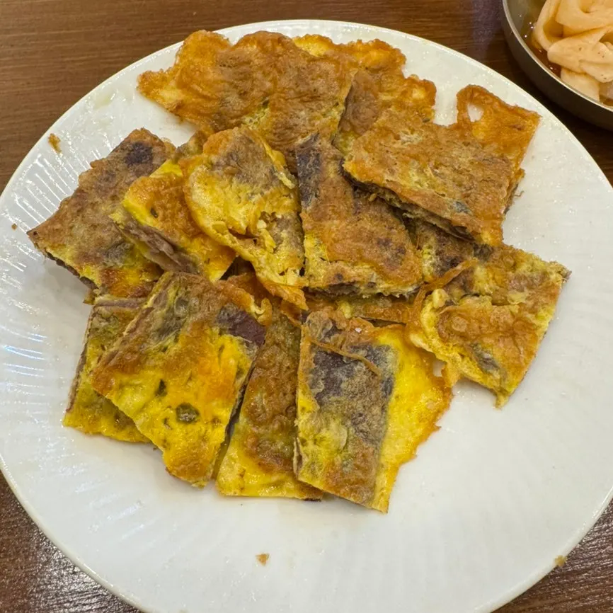 Five pieces of beef yukjeon ujeon