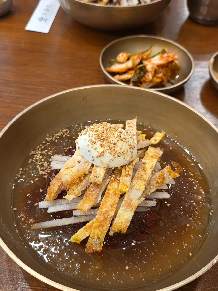 A bowl of Song Giwon 1997 mixed naengmyeon