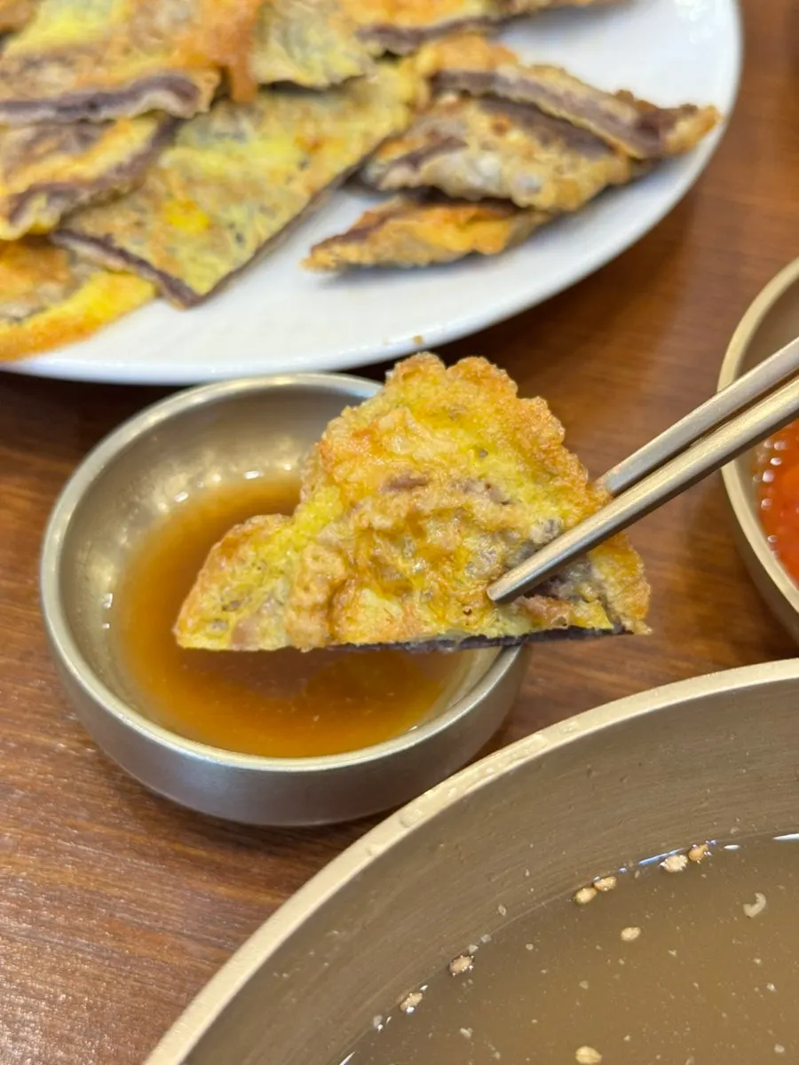 Close-up of the separately ordered yukjeon