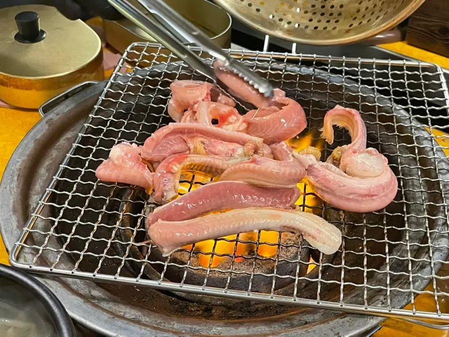 기본으로 나온 북어국과 헛개스틱