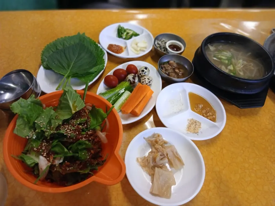 Dinner at Jinppaei in Bounmyeong-dong, Daejeon