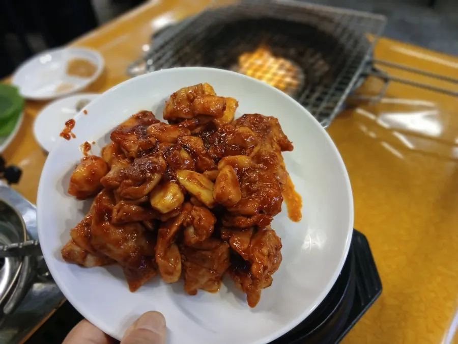Dinner at Jinppaei in Bounmyeong-dong, Daejeon