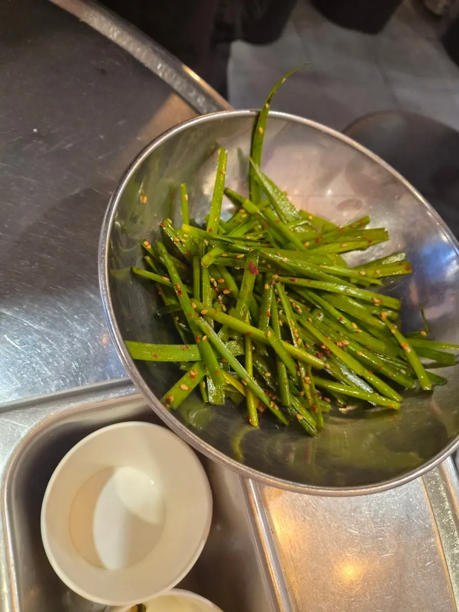 Seasoned chives served as a default side dish