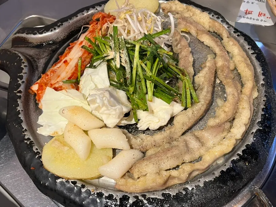 단골로 재방문한 진성한우곱창 방이점 상차림