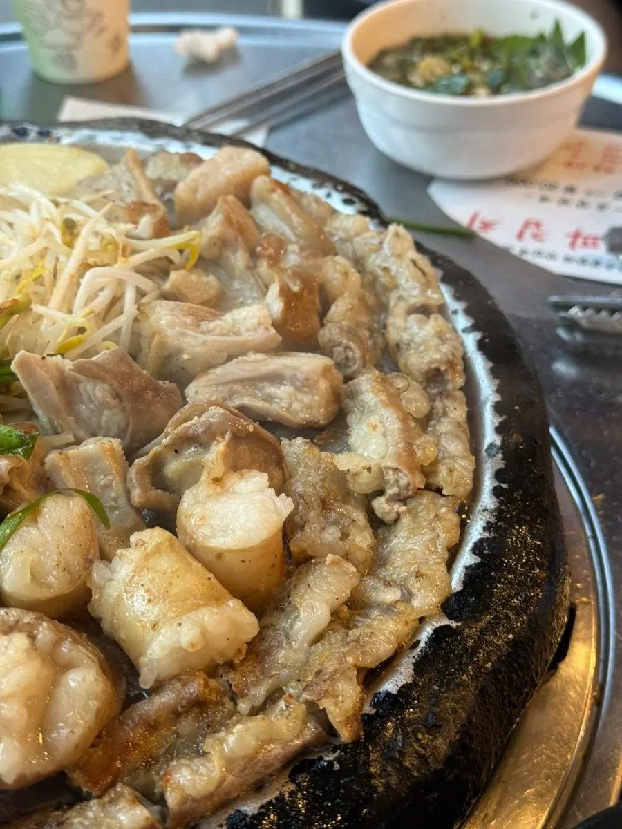 Close-up of tender, non-chewy grilled beef gopchang