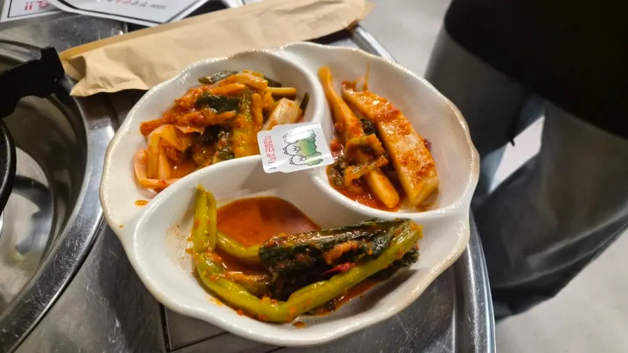 Chive salad served alongside the gopchang