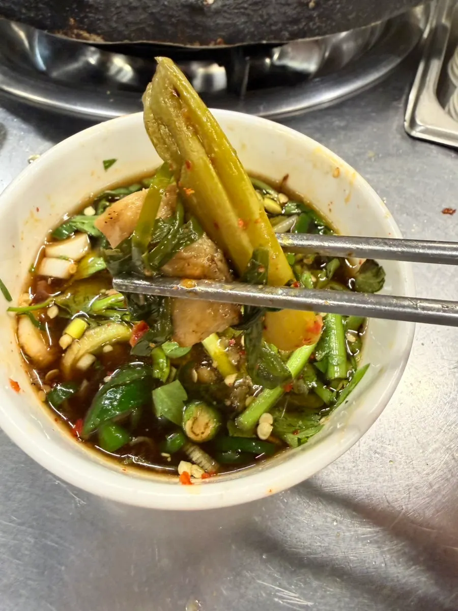 Three kinds of kimchi eaten together with the gopchang