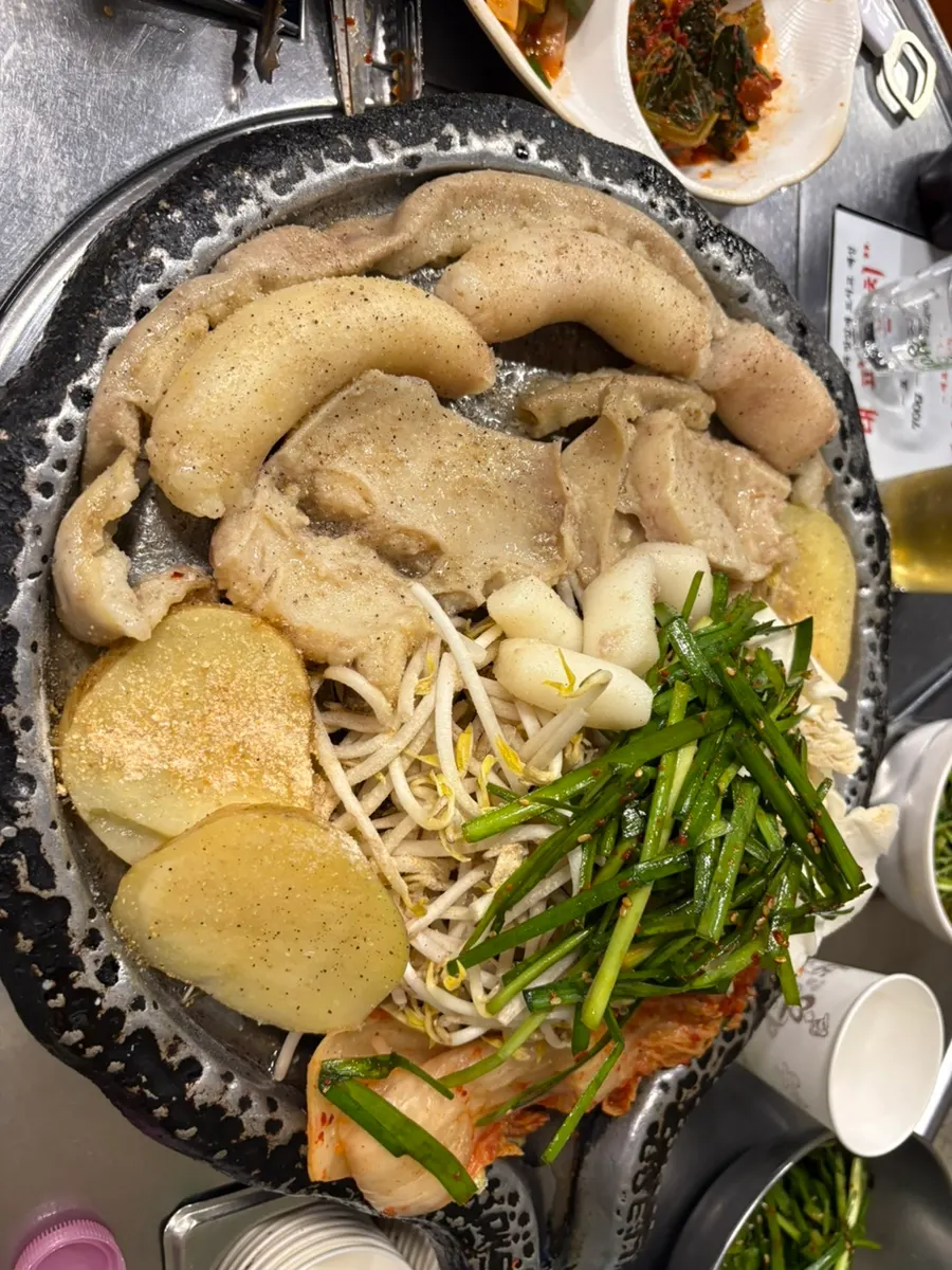 Smoky grilled hanwoo makchang