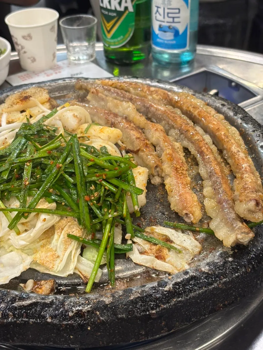 Grilling timer served alongside the gopchang