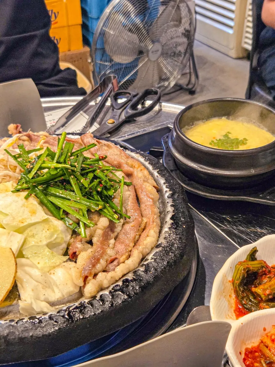 진성한우곱창 밑반찬 상차림