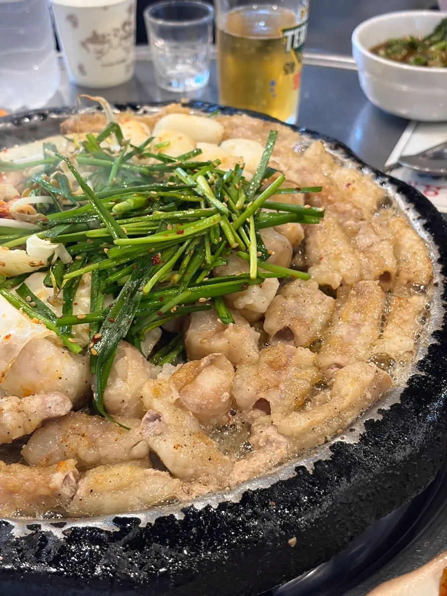 Daechang right before dipping into the sauce
