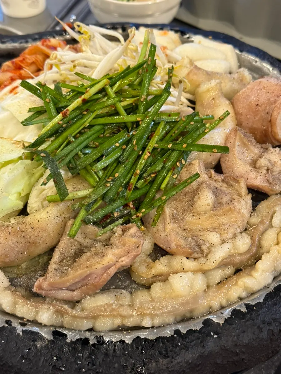 굽는 시간 맞춰둔 타이머와 불판