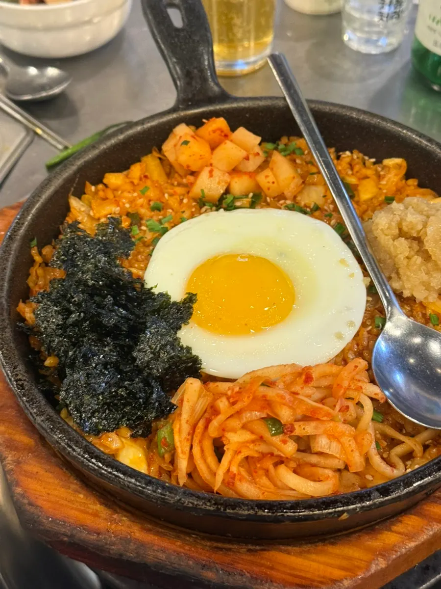 곱창과 김치 조합 상차림