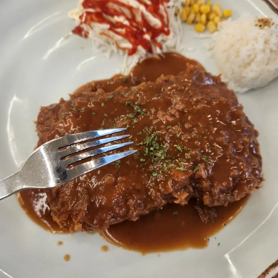 식사를 마친 진심왕돈까스 불당점 테이블