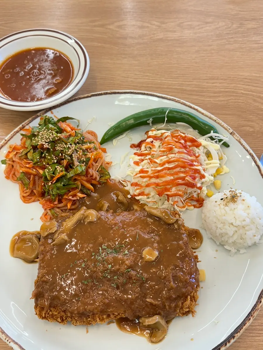 Signature cutlet at Jinsim Wang Donkatsu Cheonan Buldang