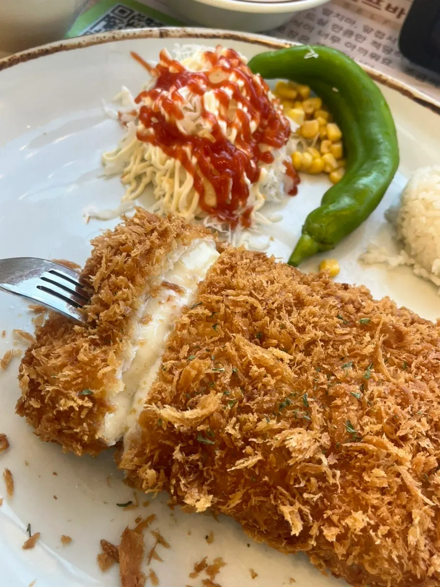 Plate of cheese katsu at Jinsim Wang Donkatsu